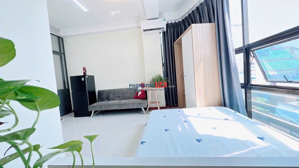 Phòng Full Nội Thất Cửa Sổ Trời Rộng 40m2 Ngay Chợ Bà Chiểu Gần Q1