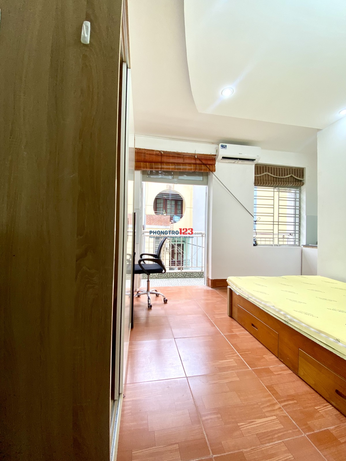 CHO THUÊ CĂN HỘ FULL NỘI THẤT - BAN CÔNG - GẦN ĐH HUTECH, GTVT, CHỢ BÀ CHIỂU