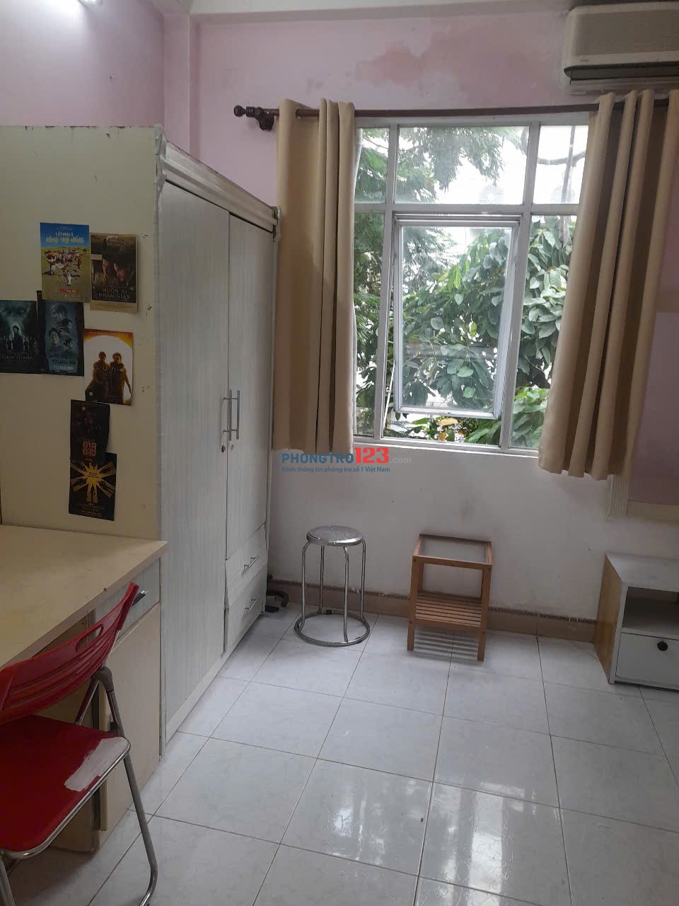 Phòng lầu 2 , Quận 3, cửa sổ rộng thoáng mát đầy đủ tiện nghi giá 3,3triệu/th