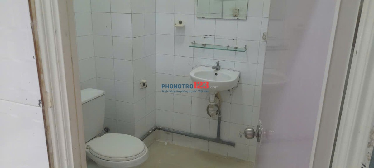 Còn 1 phòng ngay trung tâm Q3 - Chính chủ cho thuê phòng mới thoáng có cửa sổ, giếng trời