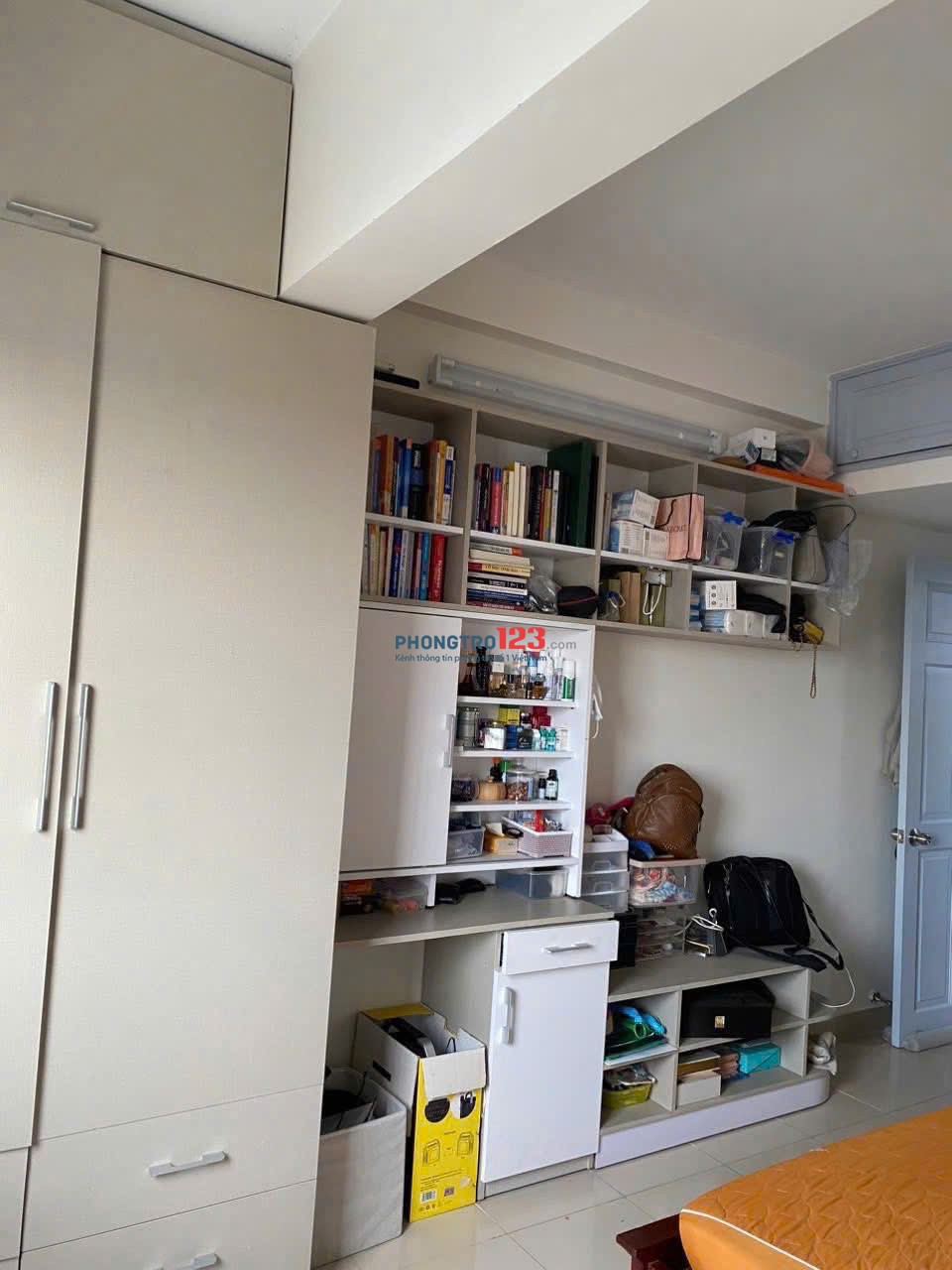 Chung cư Trần Quang Khải, Quận 1: 86m2, 2p ngủ, full nội thất, 12tr/th