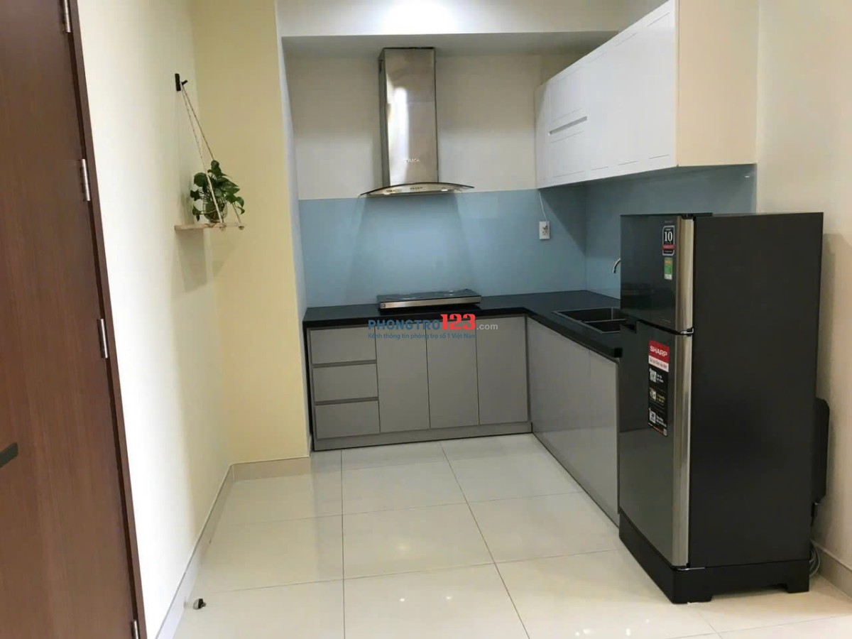 Chung cư Phan Xích Long,Phú Nhuận: 70m2-2p ngủ,Có nội thất, 12tr/th