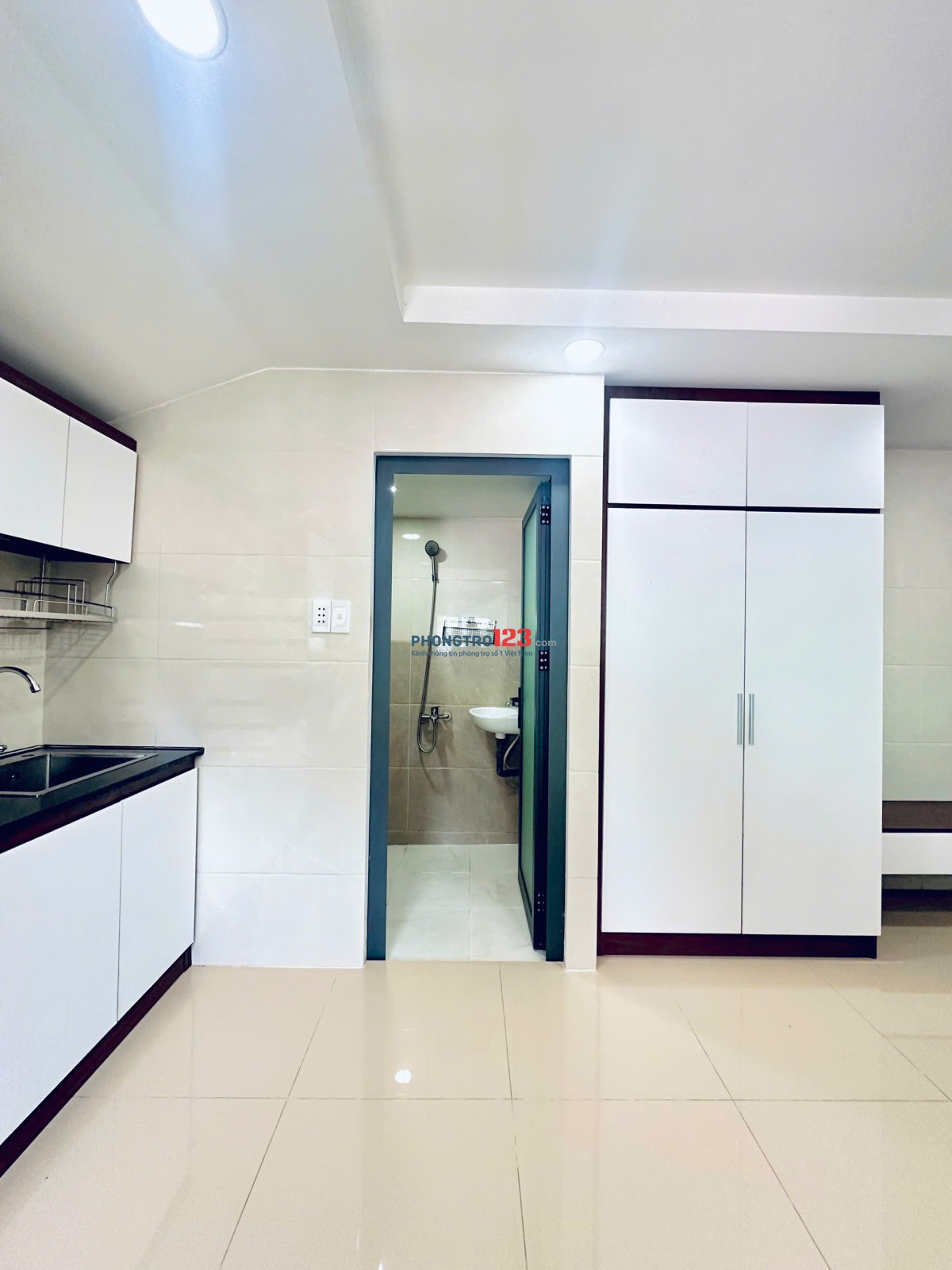 CHDV- TRẦN HƯNG ĐẠO QUẬN 5- HỖ TRỢ GIỮ PHÒNG