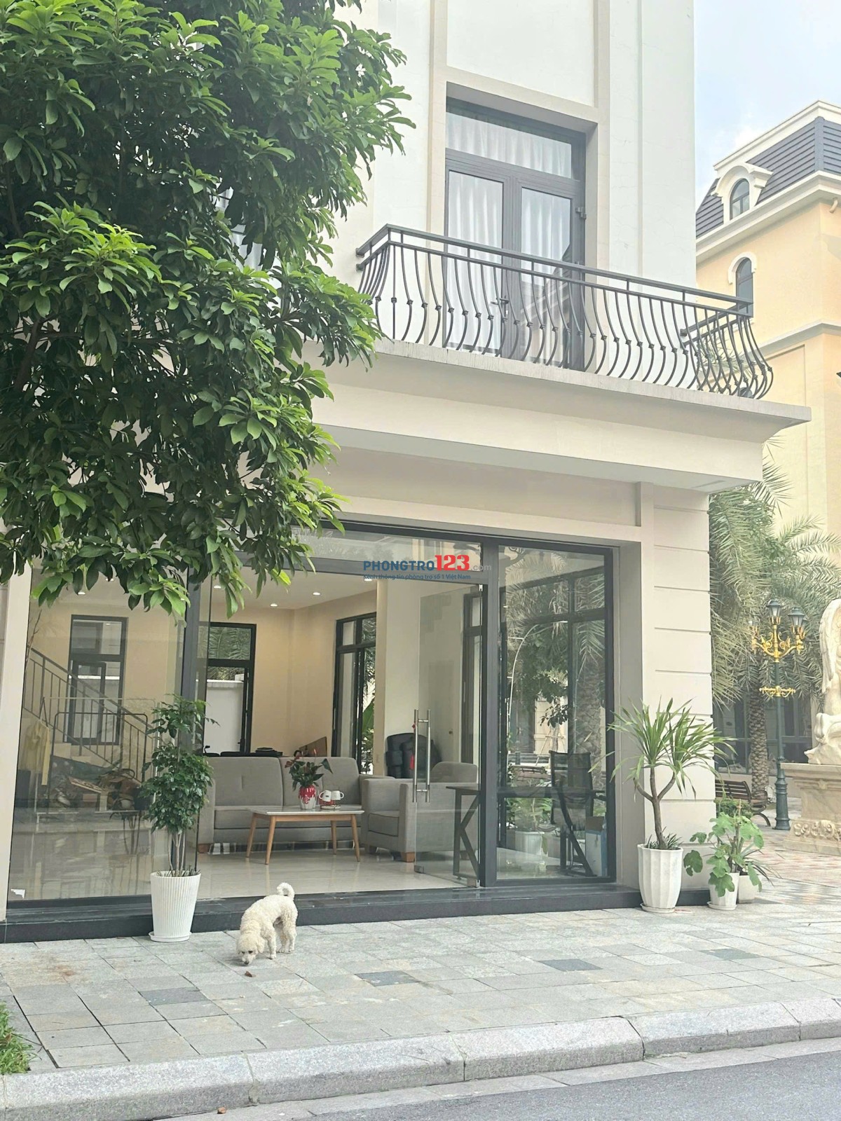 CC cho thuê phòng full đồ khép kín, có ban công 4tr bp Vin Ocean Park2