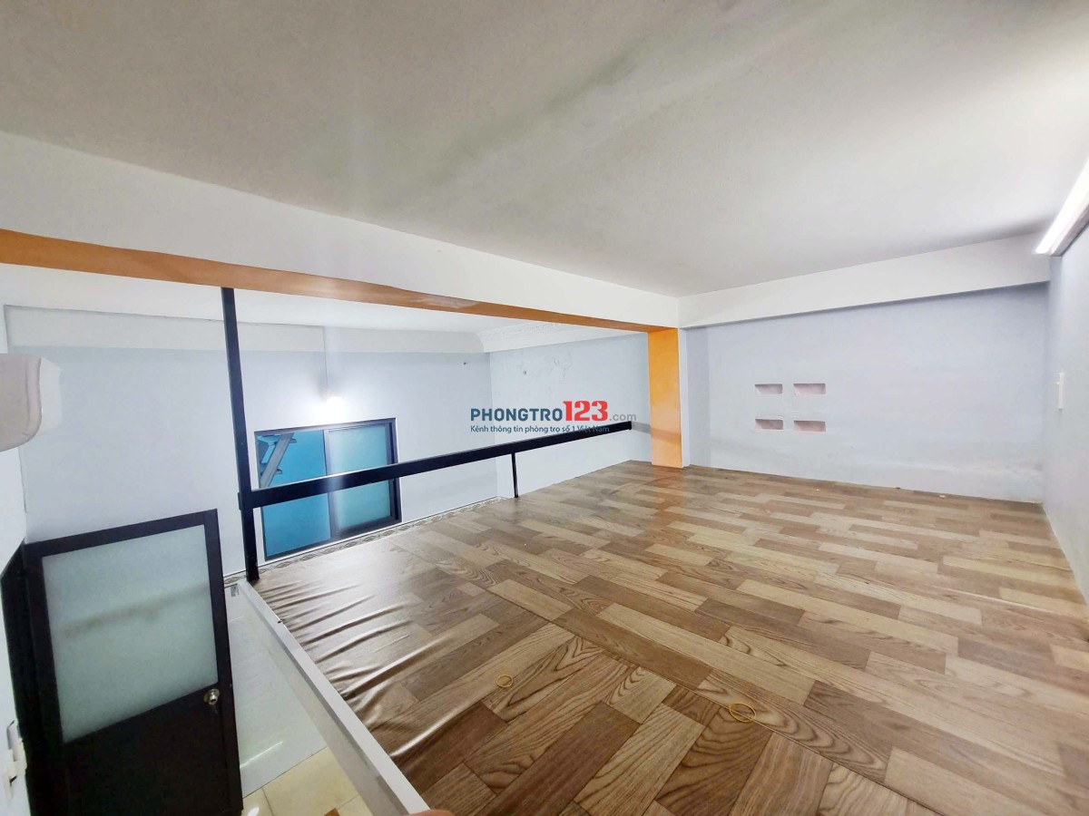 Duplex Tầng Trệt Có Cửa Sổ - Máy lạnh Inverter (Cách ĐH CN4 chỉ 1 km)