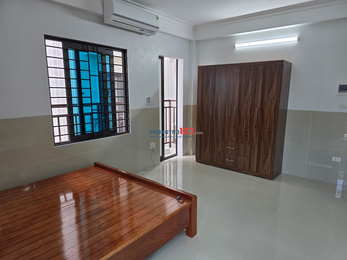 Phòng 35m2 đủ đồ điều hoà có thang máy - nhà mới xây 9/25 trung tâm 322/22 Mỹ Đình làng Nhân Mỹ