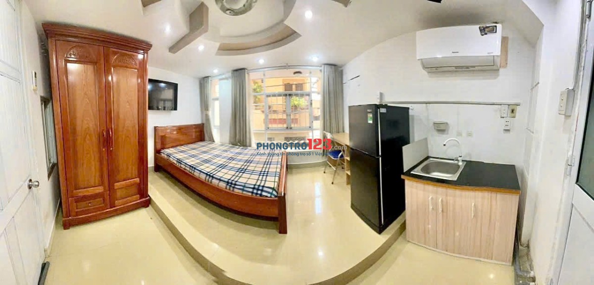 Phòng cao cấp, đầy đủ tiện nghi. Gần Đài truyền hình và trường Khoa Học Xã Hội & Nhân Văn 200 mét.