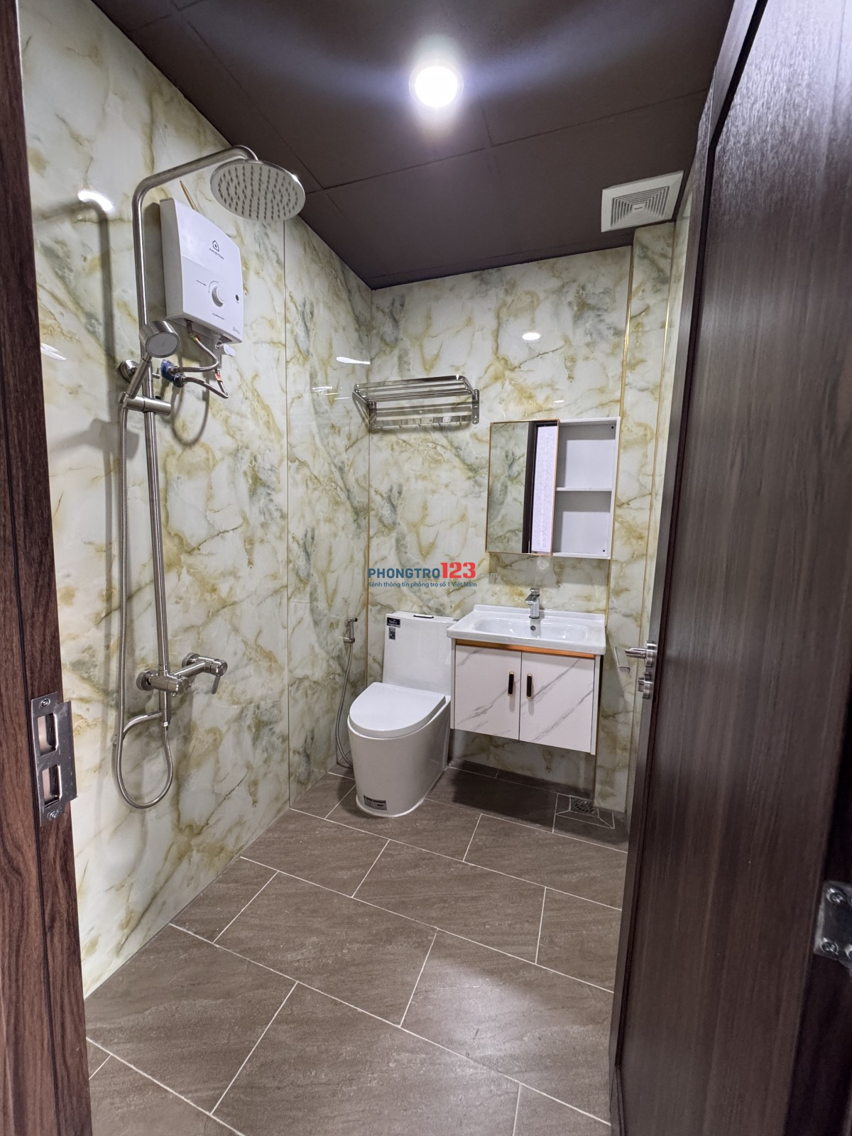 CĂN HỘ 1PN RỘNG 45m2NGAY ĐƯỜNG ĐIỆN BIÊN PHỦĐI BỘ QUA TRƯỜNG ĐẠI HỌC HỒNG BÀNG, UEFmới 100%