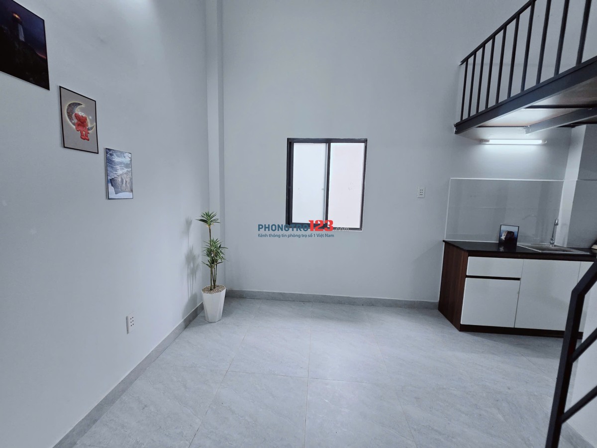 Phòng đầy đủ nội thất, mới xây ngay Phạm Văn Đồng, rộng rãi, Linh Đông, Thủ Đức