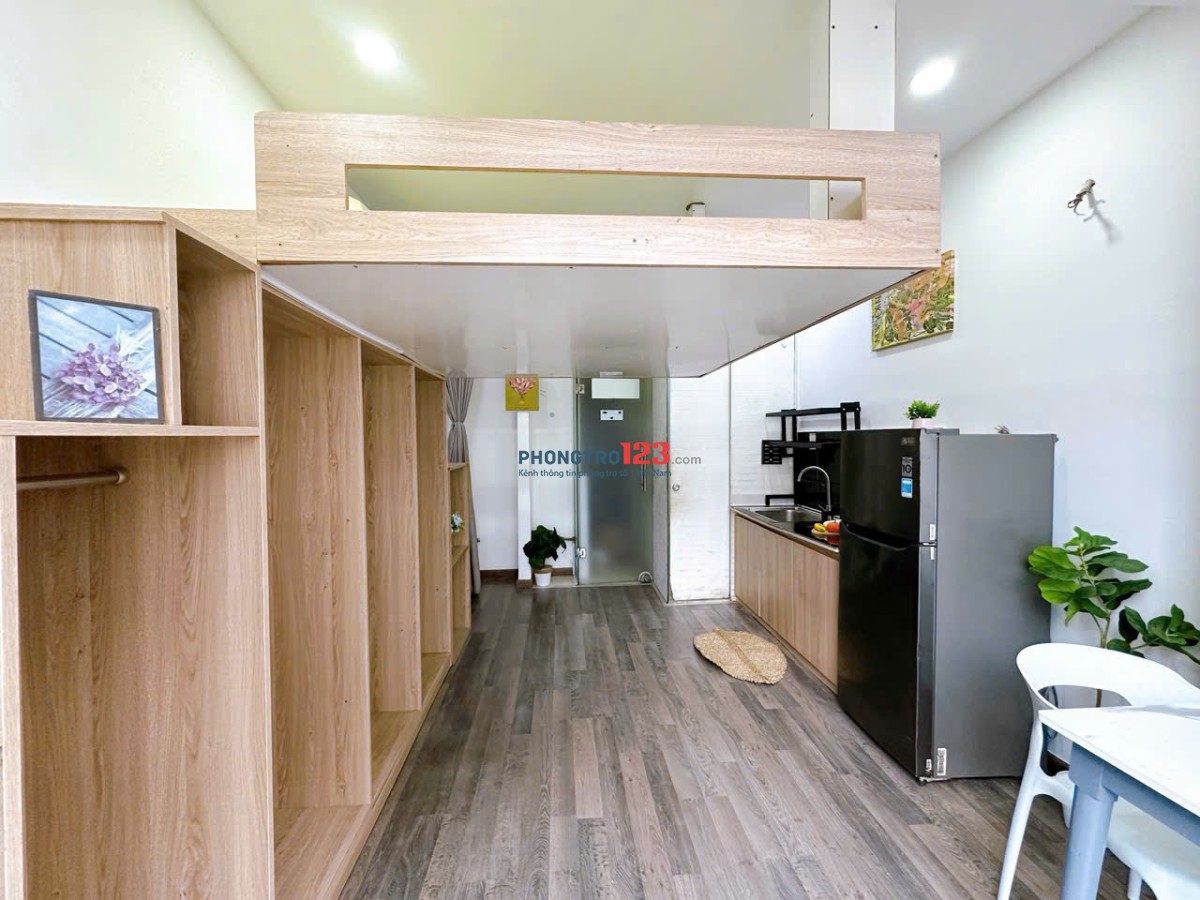 THUÊ NGAY CĂN HỘ CÓ GÁC NGUYỄN KIỆM BAN CÔNG FULL NỘI THẤT GỖ ẤM GIÁP SÂN BAY