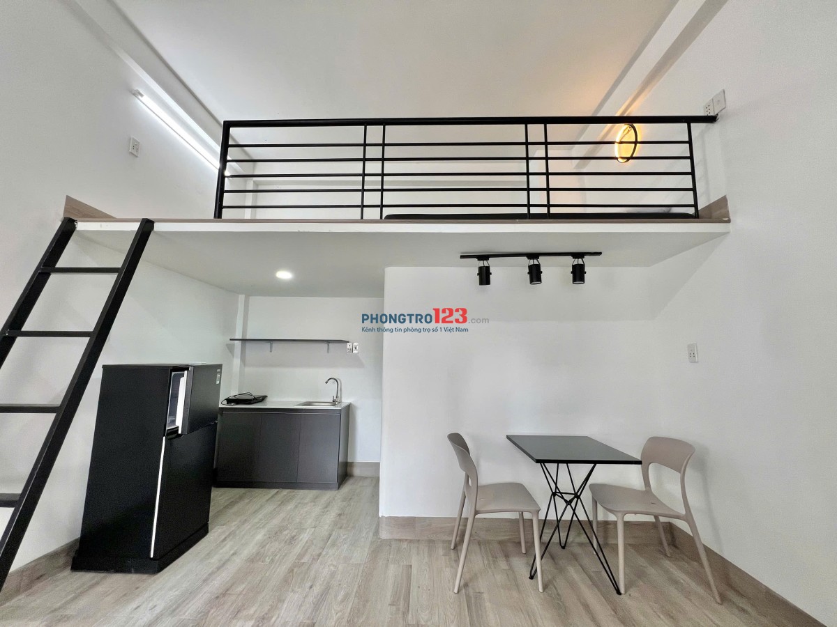 Cho Thuê Phòng Có Gác 30m2 – Full Nội Thất – Cửa Sổ Trời / Ban Công– Gần Sân Bay, Tân Bình