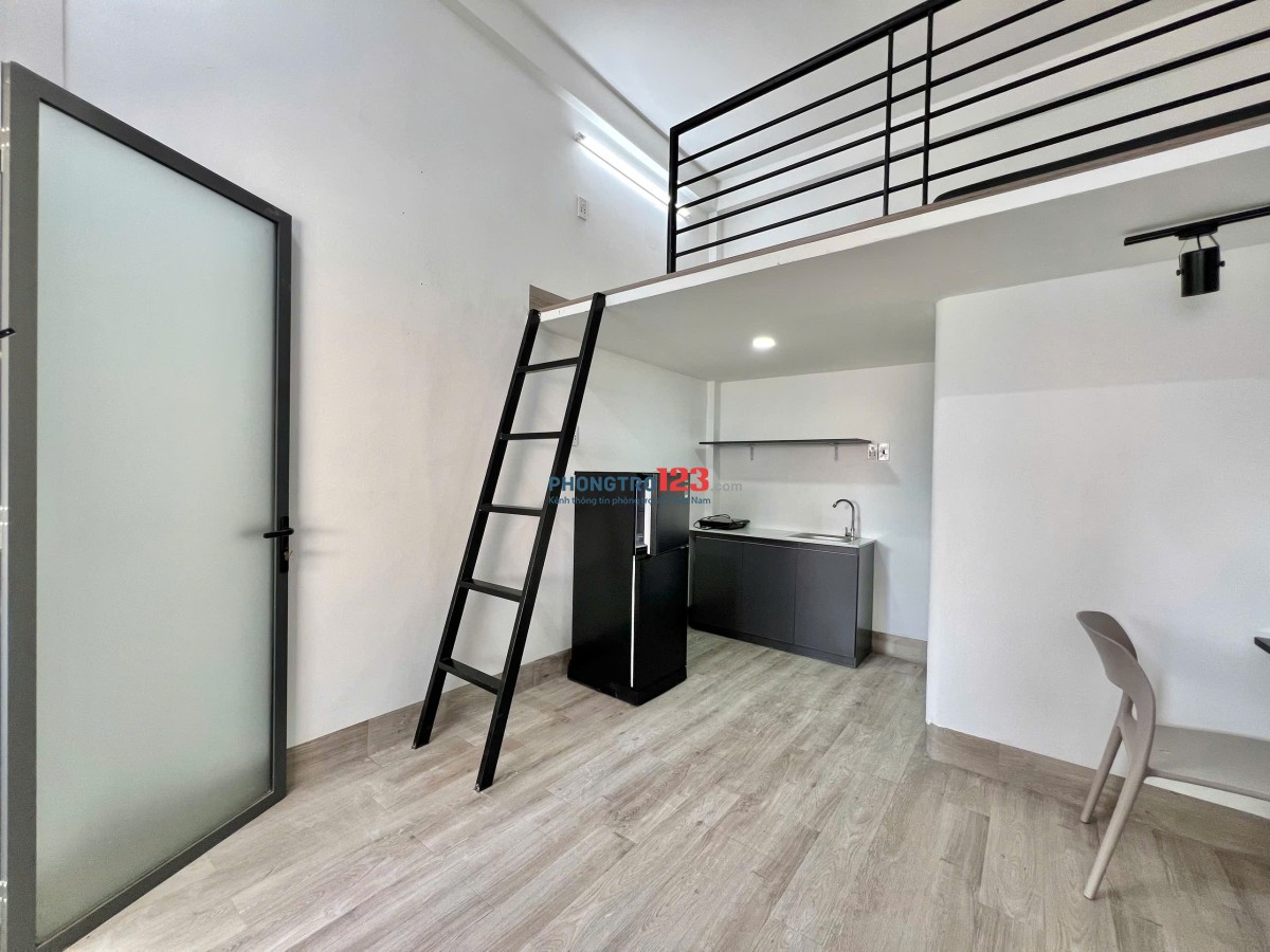 Cho Thuê Phòng Có Gác 30m2 – Full Nội Thất – Cửa Sổ Trời / Ban Công– Gần Sân Bay, Tân Bình