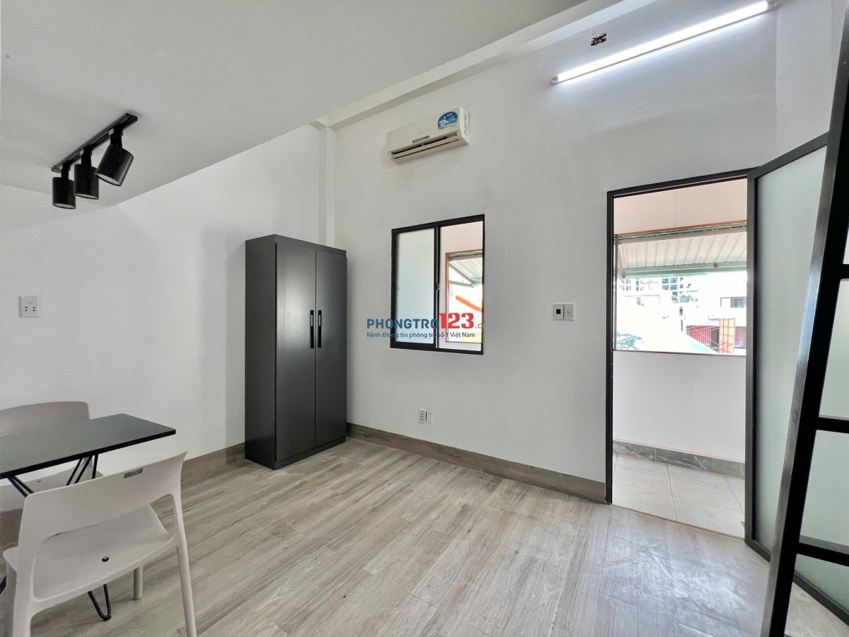 Cho Thuê Phòng Có Gác 30m2 – Full Nội Thất – Cửa Sổ Trời / Ban Công– Gần Sân Bay, Tân Bình