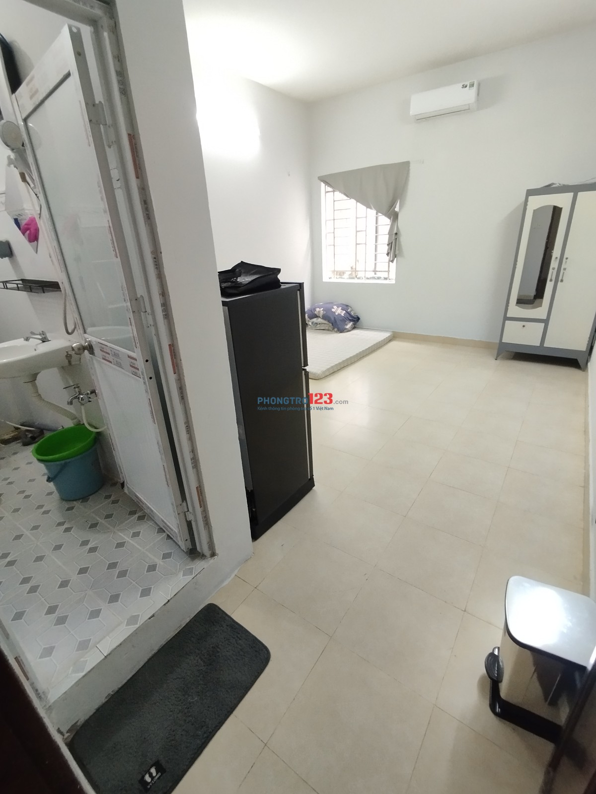 Phòng full nội thất. Rộng 25m2. đường Tạ Quang Bửu phường 4 Quận 8