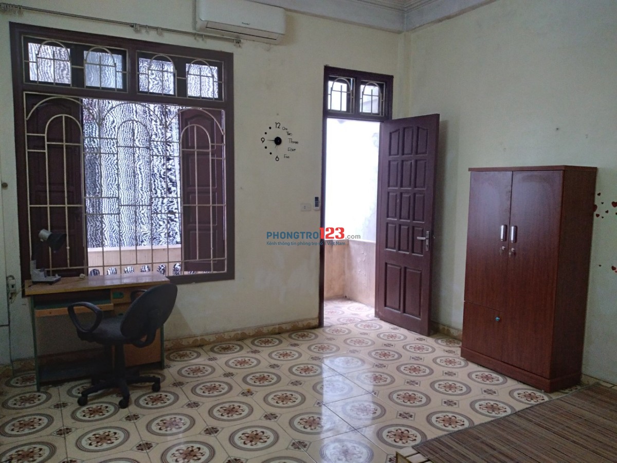 CHO THUÊ PHÒNG Ở TẠI NGÕ 190 NGUYỄN TRÃI – GẦN NGÃ TƯ SỞ VÀ ROYAL CITY - VÀO Ở NGAY