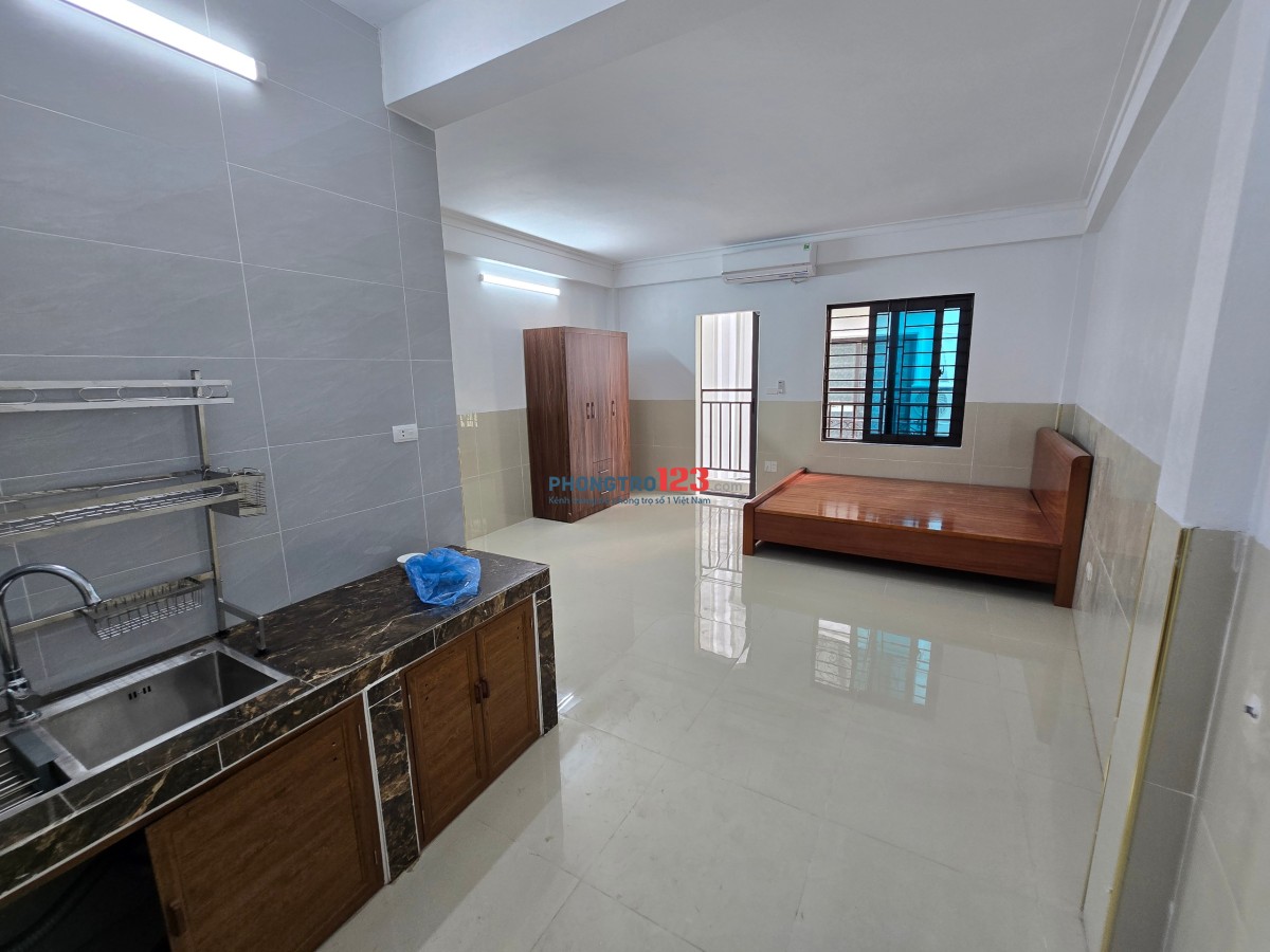 Phòng 35m2 khép kín nhà mới xây đủ đồ điều hoà thang máy trung tâm Nhân Mỹ 322/22 Mỹ Đình - Svđ BX