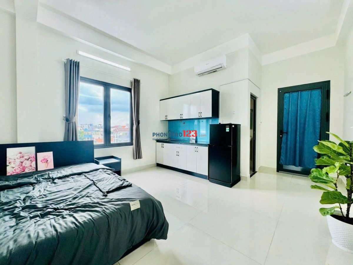 Phòng Studio Cửa Sổ Lớn Gần Đại Học Văn Lang, Chợ Bà Chiểu, Hàng Xanh