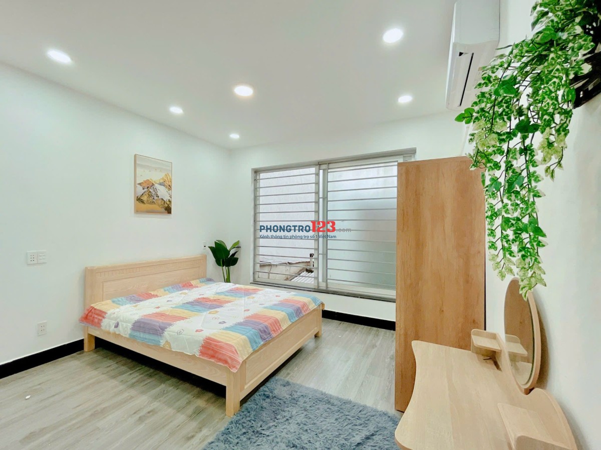 Căn hộ full nội thất có cửa sổ lớn gần cv Hoàng Văn Thụ, gần Hutech, FPT Tân Bình