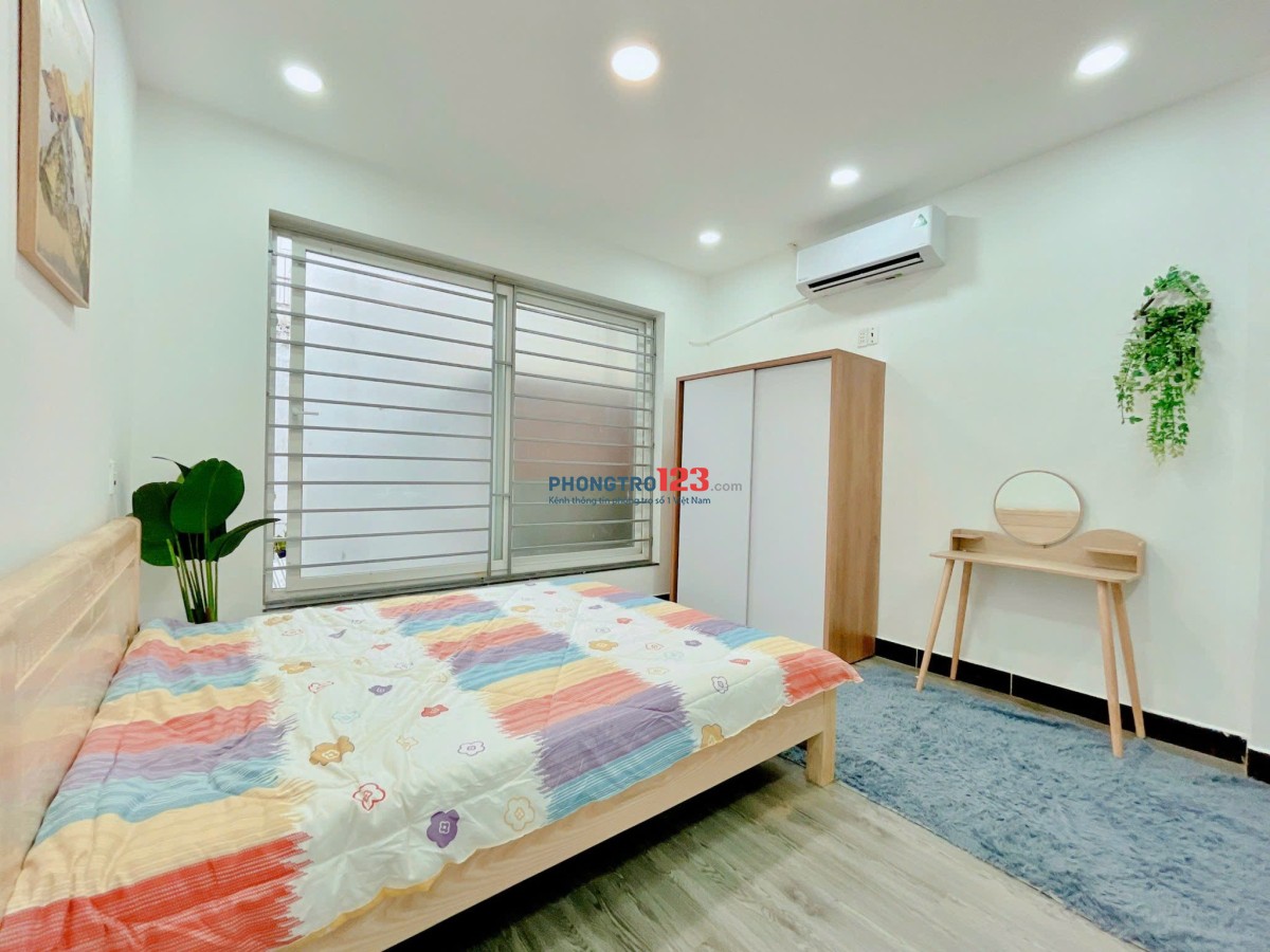 Căn hộ full nội thất có cửa sổ lớn gần cv Hoàng Văn Thụ, gần Hutech, FPT Tân Bình