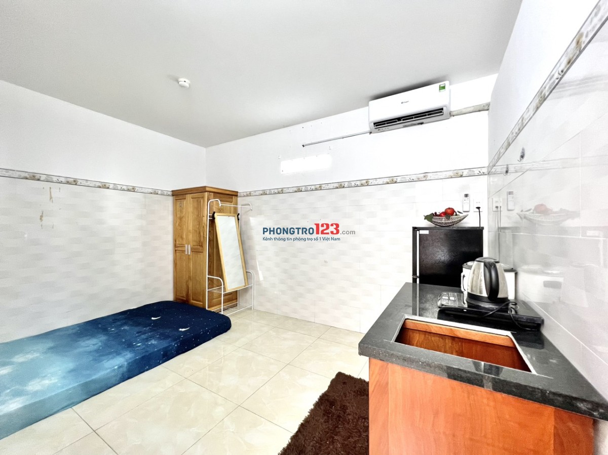 PHÒNG GÁC LỬNG ĐẦY ĐỦ TIỆN NGHI GẦN NGAY ĐH VĂN HIẾN, CV ĐẦM SEN