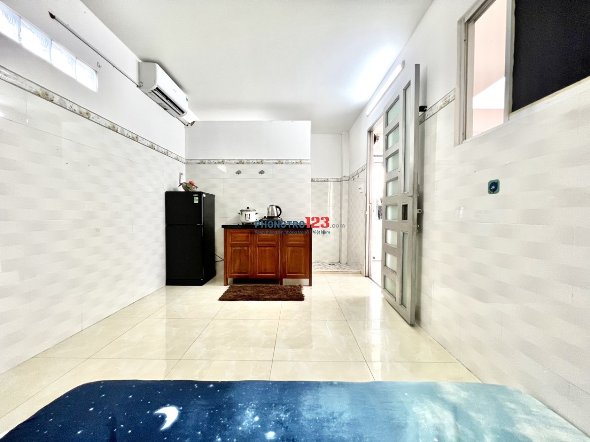 PHÒNG GÁC LỬNG ĐẦY ĐỦ TIỆN NGHI GẦN NGAY ĐH VĂN HIẾN, CV ĐẦM SEN