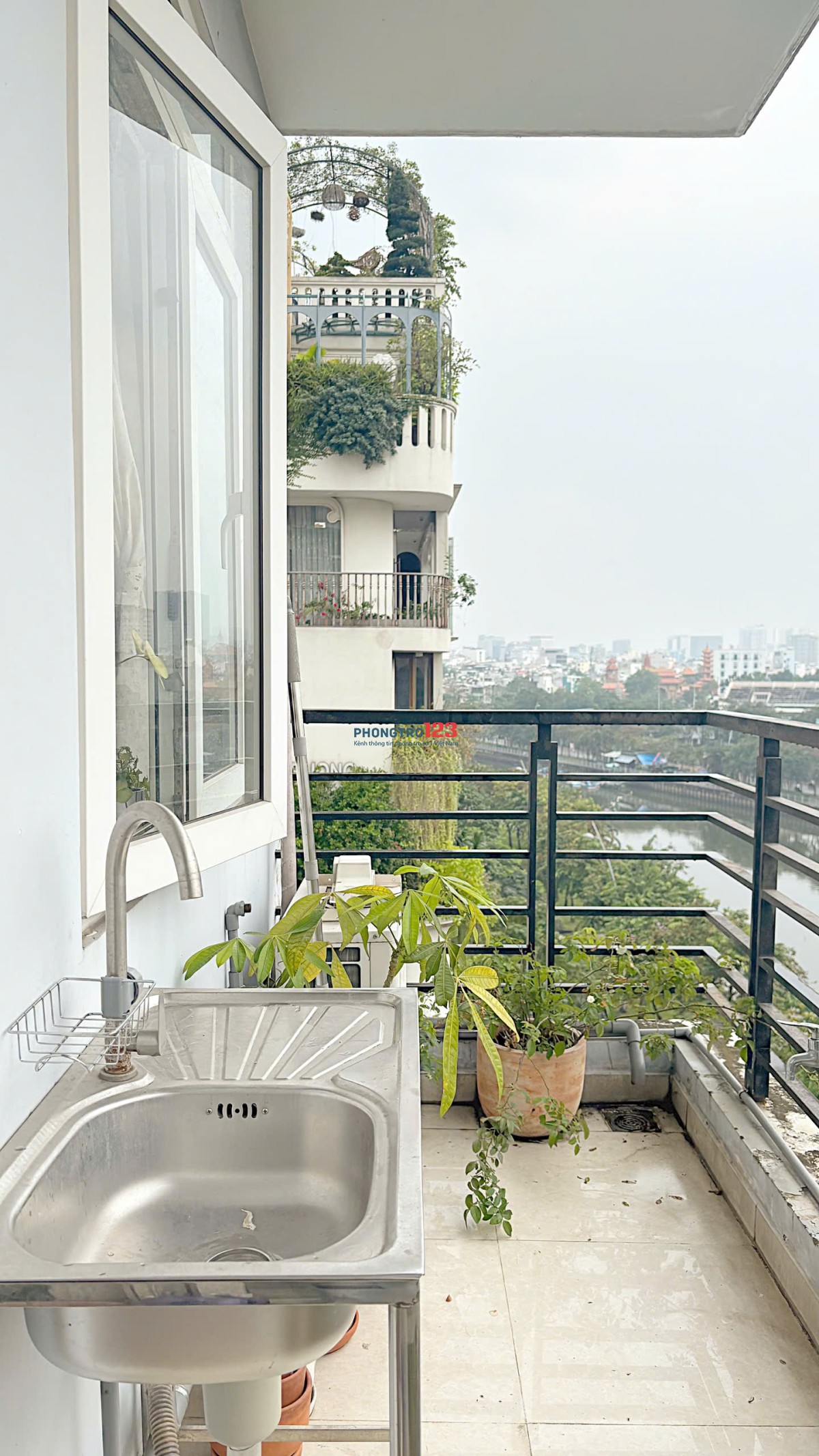 THUÊ NGAY CĂN HỘ STUDIO HOÀNG SA FULL NỘI THẤT, BAN CÔNG, KHÔNG GIAN ẤM CÚNG GẦN QUẬN 1 VÀ QUẬN 3
