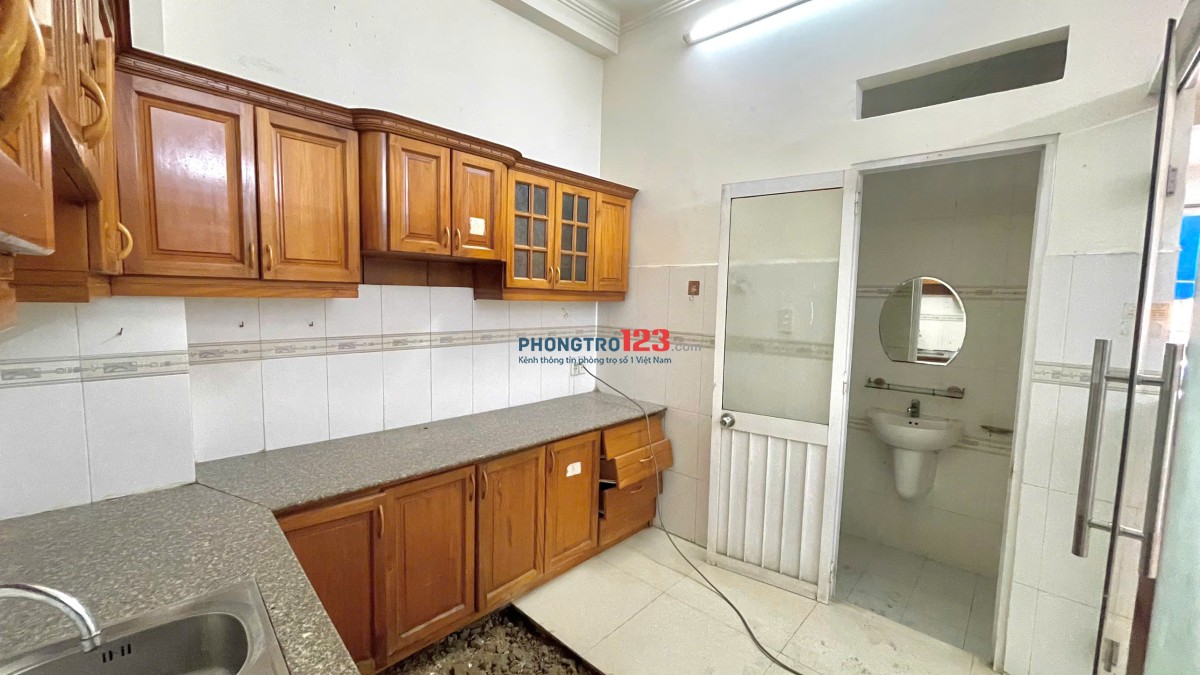 TRỐNG LẠI MẶT BẰNG KINH DOANH RỘNG 60M2 NGAY KDC TÂN PHÚ