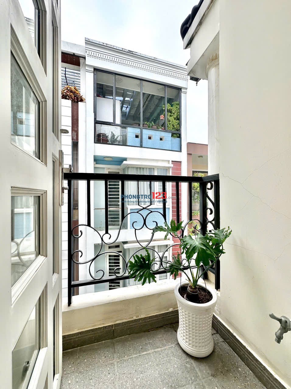 Cho Thuê Phòng Ban Công, Full nội thất Bình Thạnh gần Chợ Bà Chiểu, Văn Lang, Ngã Tư Hàng Xanh, Q1
