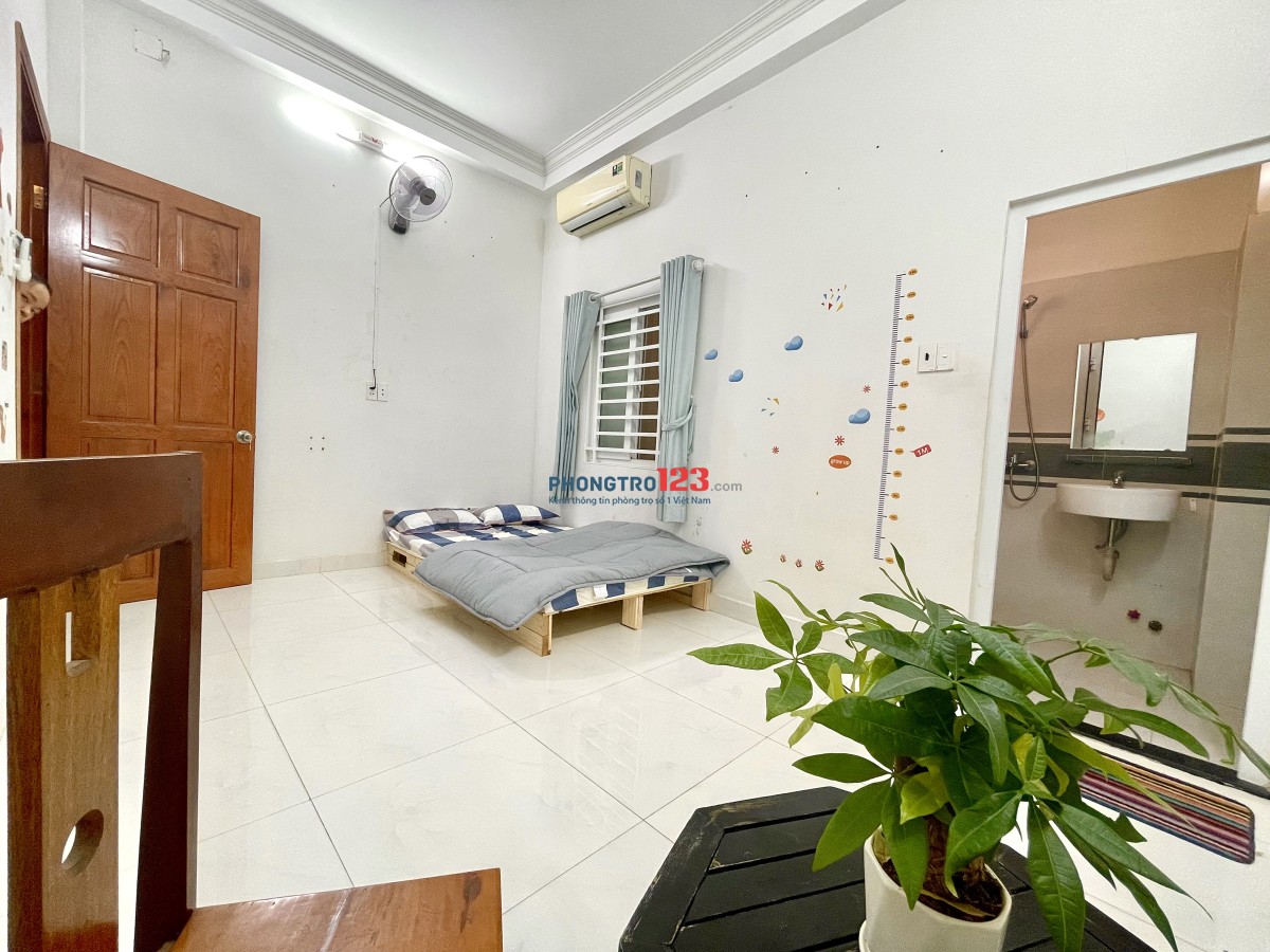 Phòng Full nội Thất . Ngay đầu Đặng Thuỳ Trâm