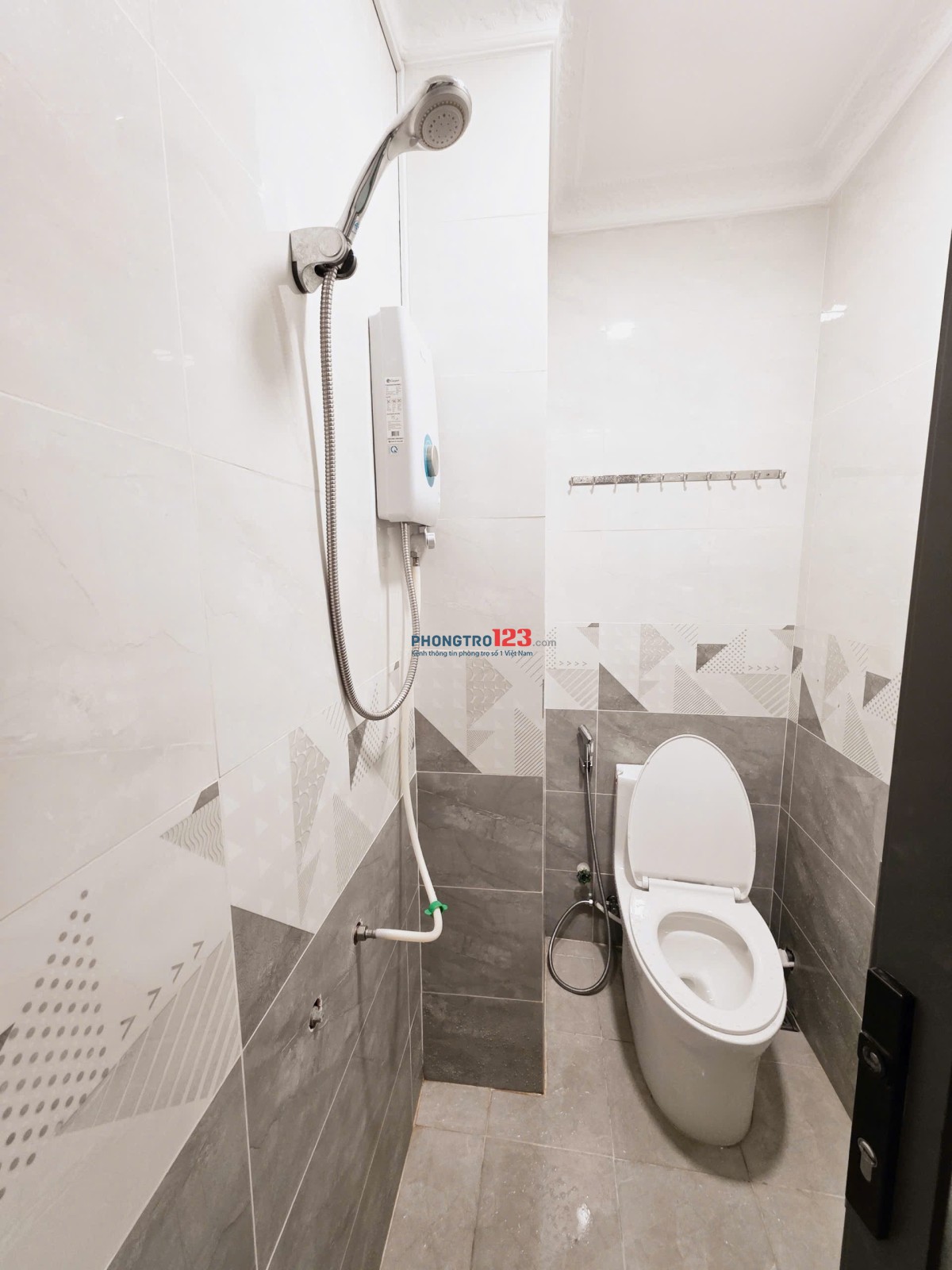 1PN Tôn Thất Tùng Bến Thành cạnh Ngã 6 Phù Đổng - Bệnh Viện Từ Dũ - Nguyễn Thị Minh Khai Quận 1