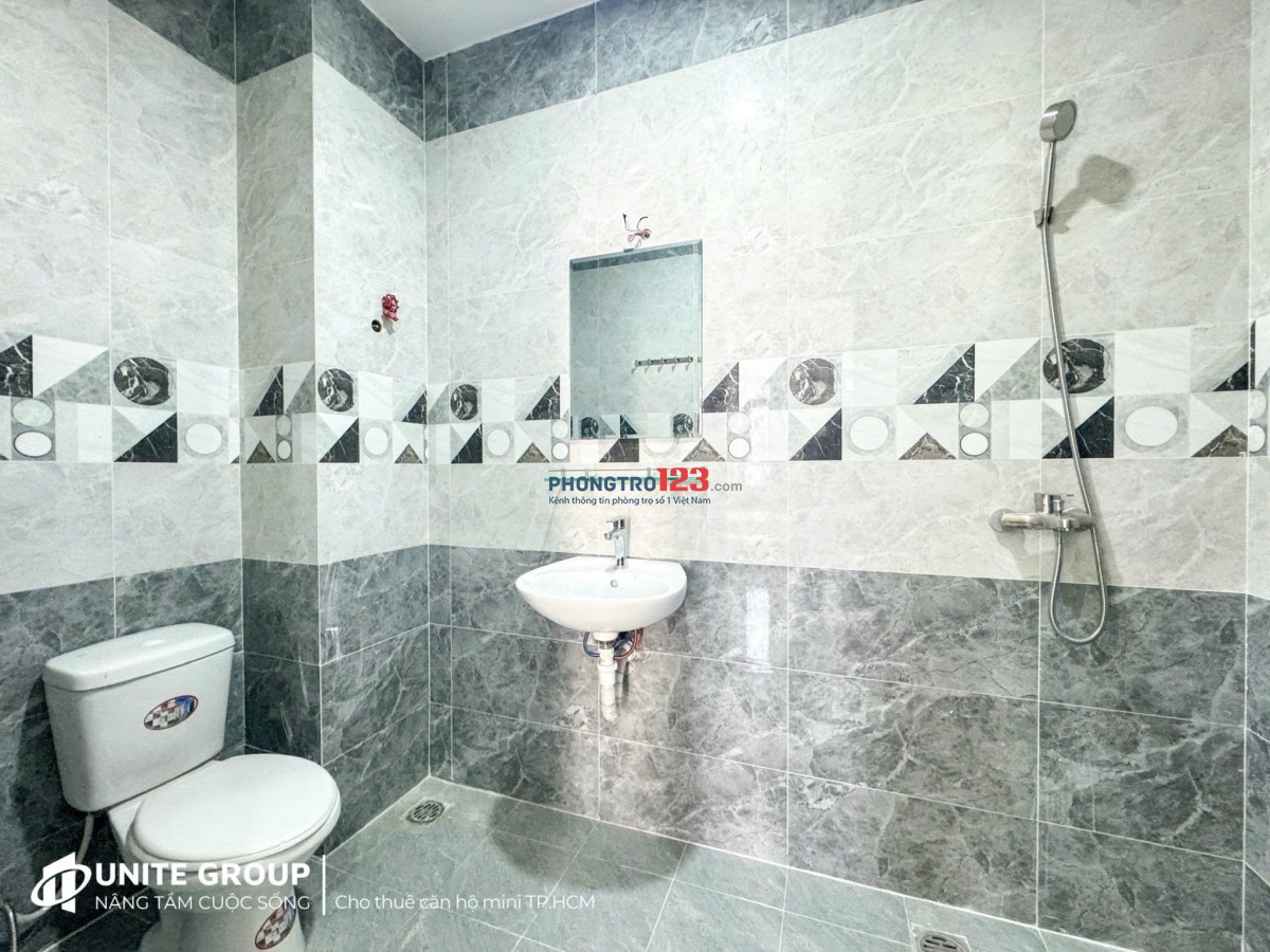 KHAI TRƯƠNG 1 PHÒNG NGỦ CỬA SỔ VÀ BAN CÔNG LỚN - THANG MÁY Ở BÌNH THẠNH GIÁP Q3,Q1