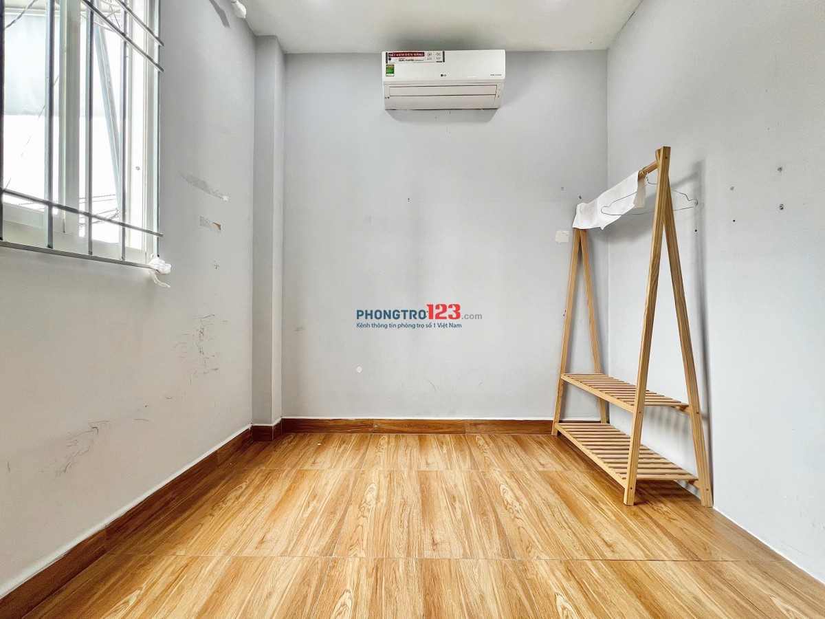 Cho Thuê Phòng Full Nội Thất , Cửa Sổ Thoáng , Gần Phố Đi Bộ Bùi Viện , Ngã Sáu Cộng Hoà