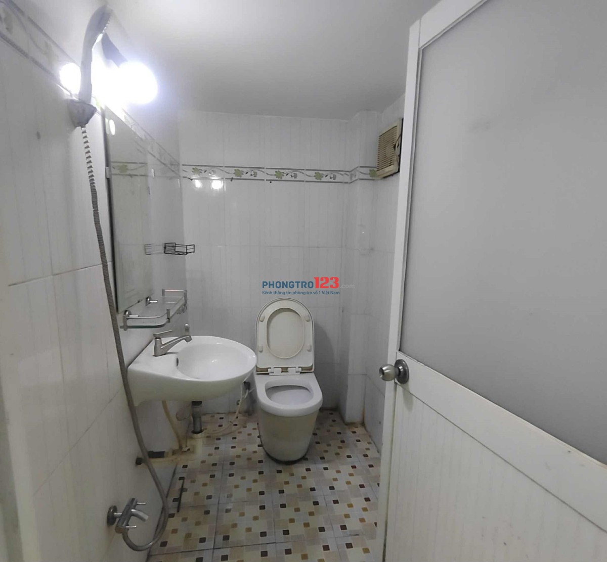  Cho thuê phòng trọ 25 m², 2.5 triệu/tháng, gần Gigamall