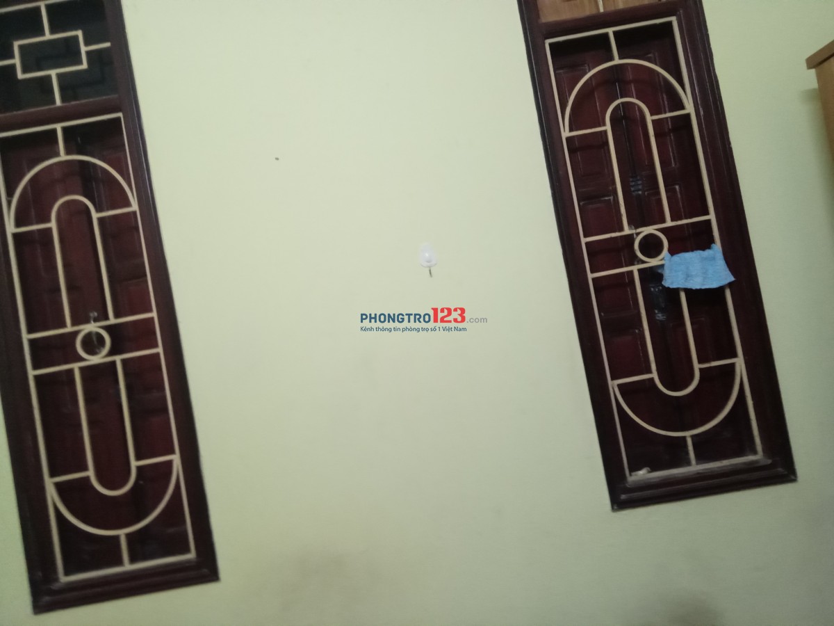 Mình đang tìm 1 bạn nữ ở ghép. Phòng đầy đủ tiện nghi, đi lại giờ giấc tự do