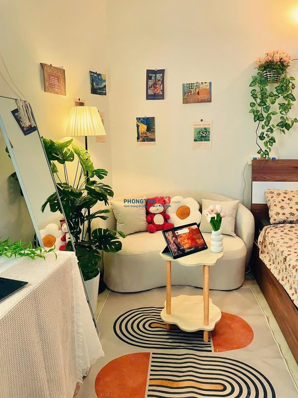 Cho thuê phòng trọ ngay Phan Xích Long, Studio 20m2, Cửa Sổ Trời, Full Nội Thất, Gần Satra Eximland