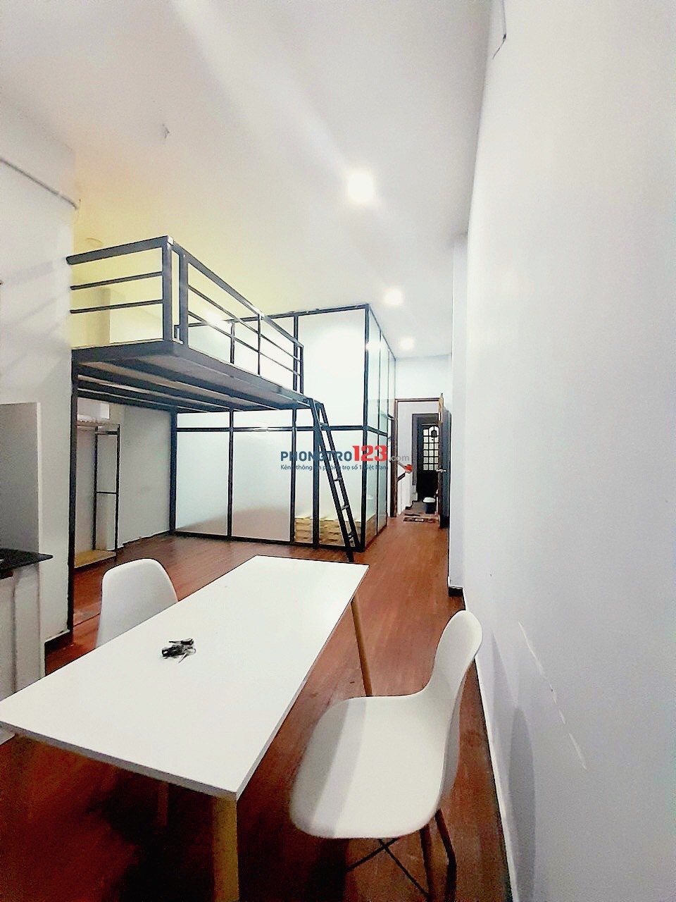 Pass phòng trọ (40m2) một gác lửng và 1 phòng lớn