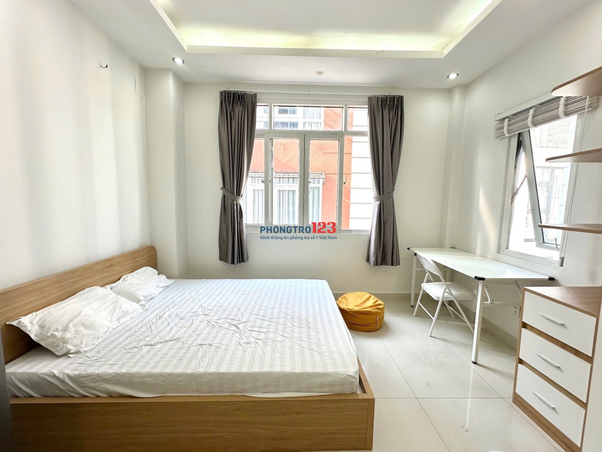 Cho thuê phòng gần Đại Học Kinh Tế - Q3 - gần Hồ Con Rùa - Cửa sổ trời siêu thoáng