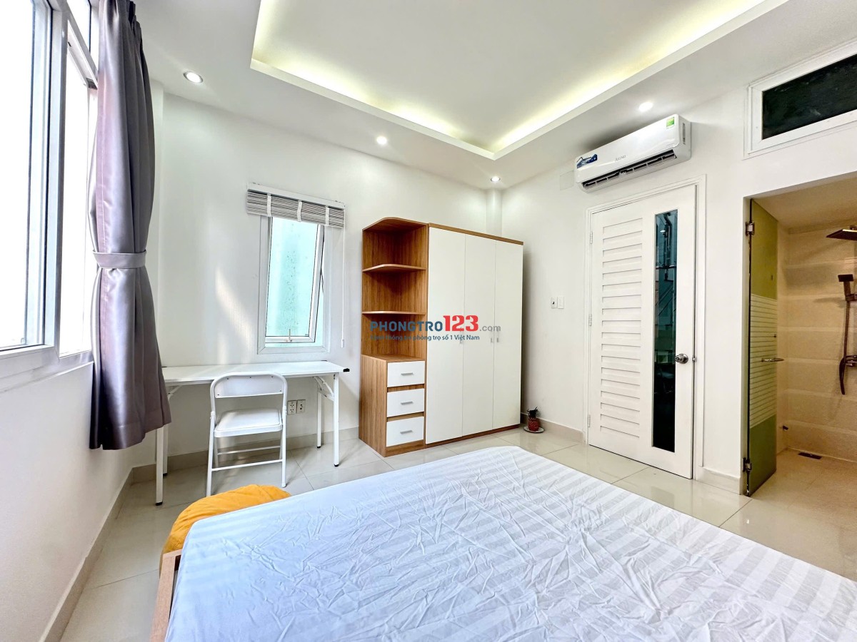 Cho thuê phòng gần Đại Học Kinh Tế - Q3 - gần Hồ Con Rùa - Cửa sổ trời siêu thoáng