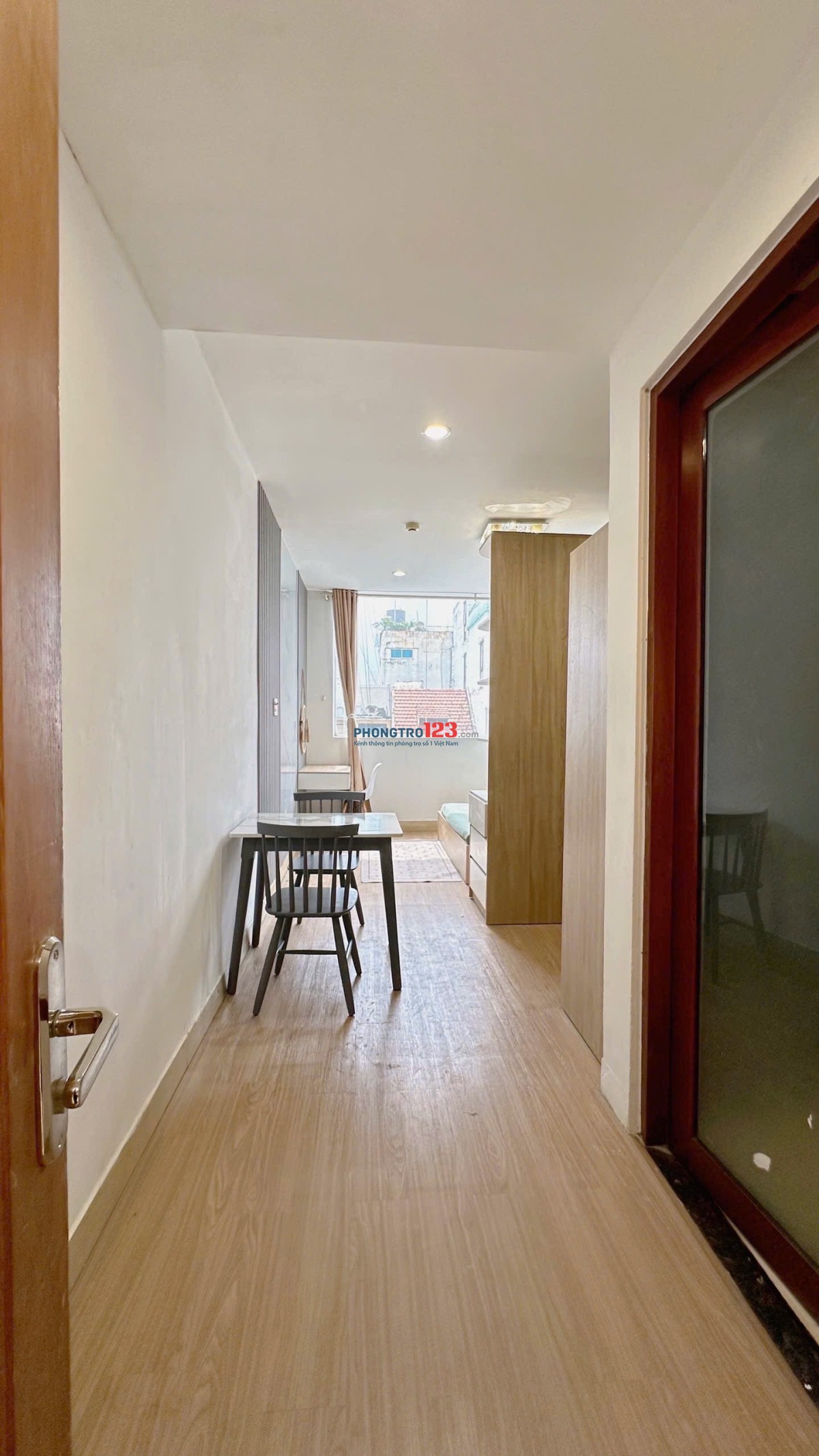 CĂN HỘ 1 PHÒNG NGỦ CỬA SỔ ÁNH SÁNG - THANG MÁY PHAN CHU TRINH BÌNH THẠNH GIÁP Q1 !