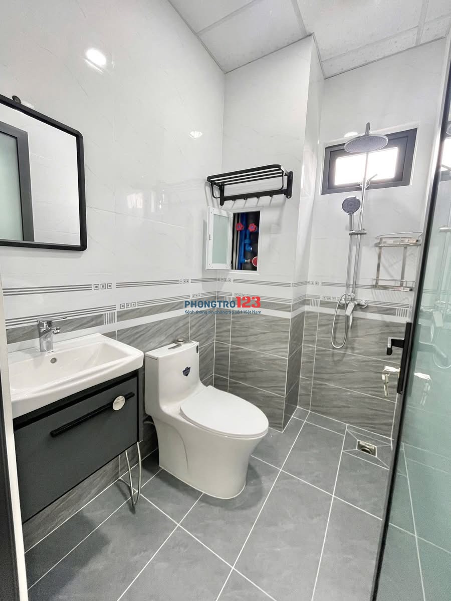  PHÒNG TRỌ CAO CẤP – FULL NỘI THẤT – 349 TÔ NGỌC VÂN, Q12 Trang bị sẵn: giường, tủ đồ, bàn học m