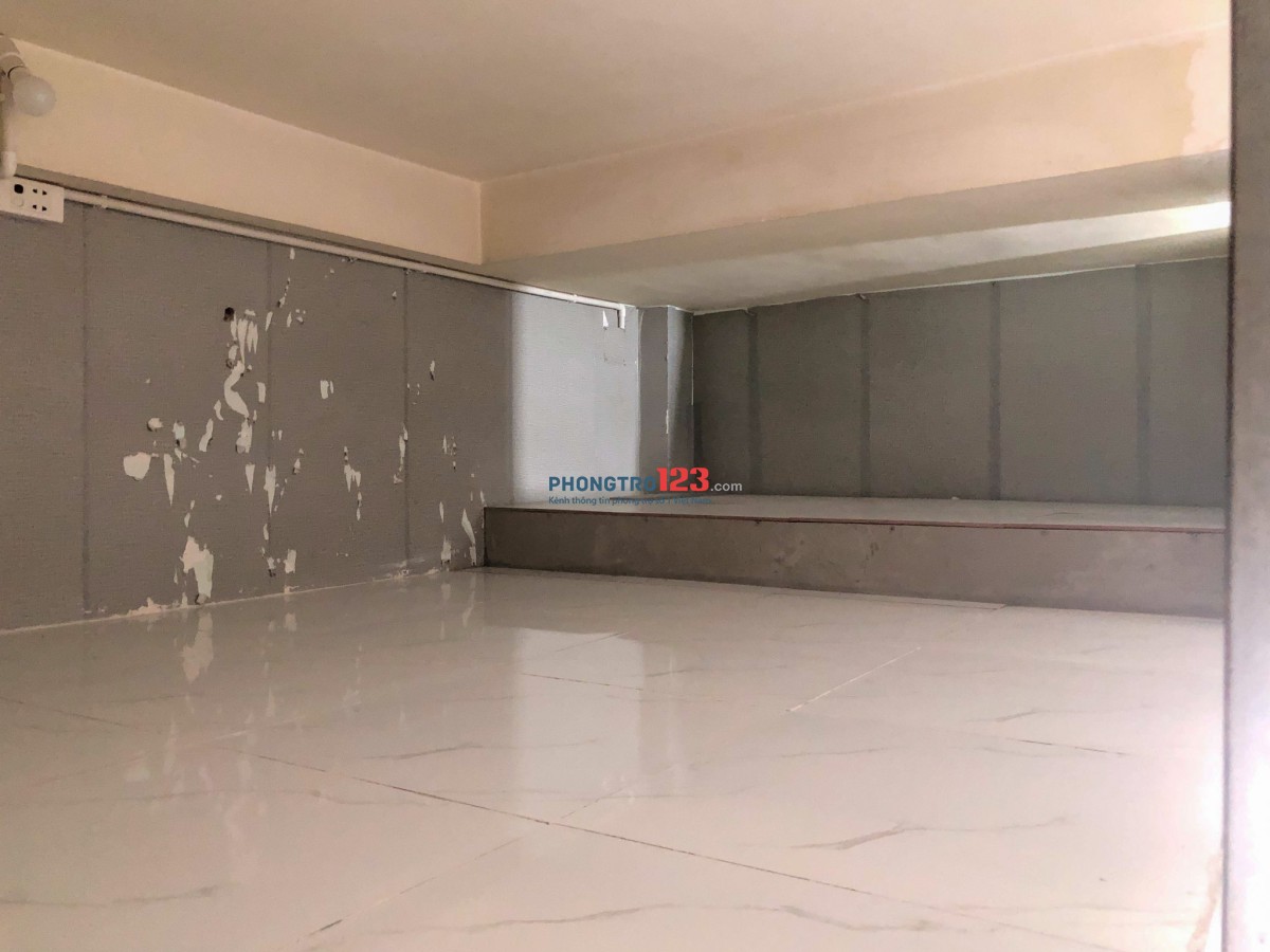 Phòng trọ giá rẻ CMT8 Quận 3, gần công viên Lê Thị Riêng, chợ Hòa Hưng