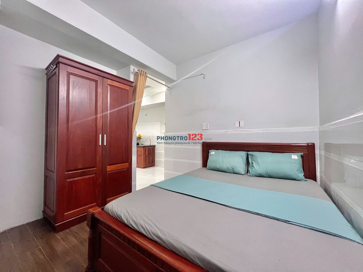 PHÒNG FULL NỘI THẤT PHÒNG NGỦ RIÊNG NGAY LÊ THỊ CHỢ