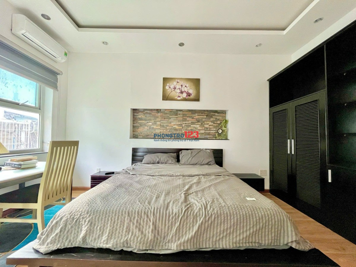 CĂN HỘ FULL NỘI THẤT CỬA SỔ LỚN ĐÓN NẮNG Ở BÌNH THẠNH GẦN NGUYỄN THỊ MINH KHAI Q3,