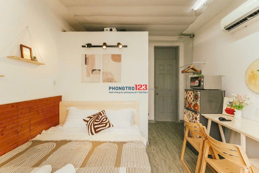 CHO THUÊ STUDIO BAN CÔNG VIBE THƠ THƠ PHÚ NHUẬN GẦN CẦU LÊ VĂN SỸ !