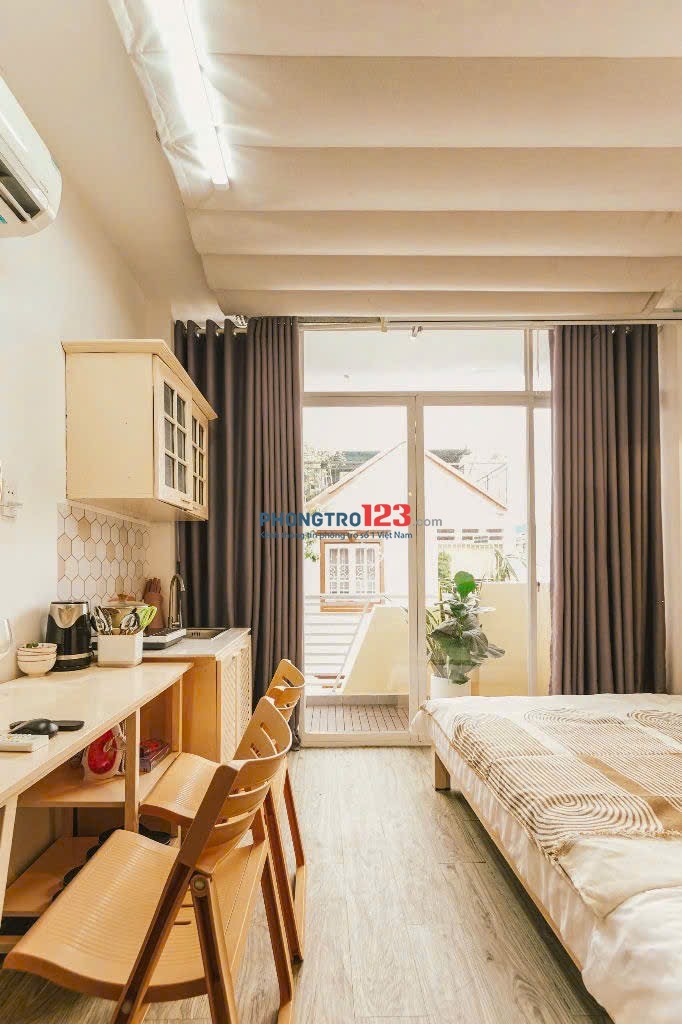 CHO THUÊ STUDIO BAN CÔNG VIBE THƠ THƠ PHÚ NHUẬN GẦN CẦU LÊ VĂN SỸ !