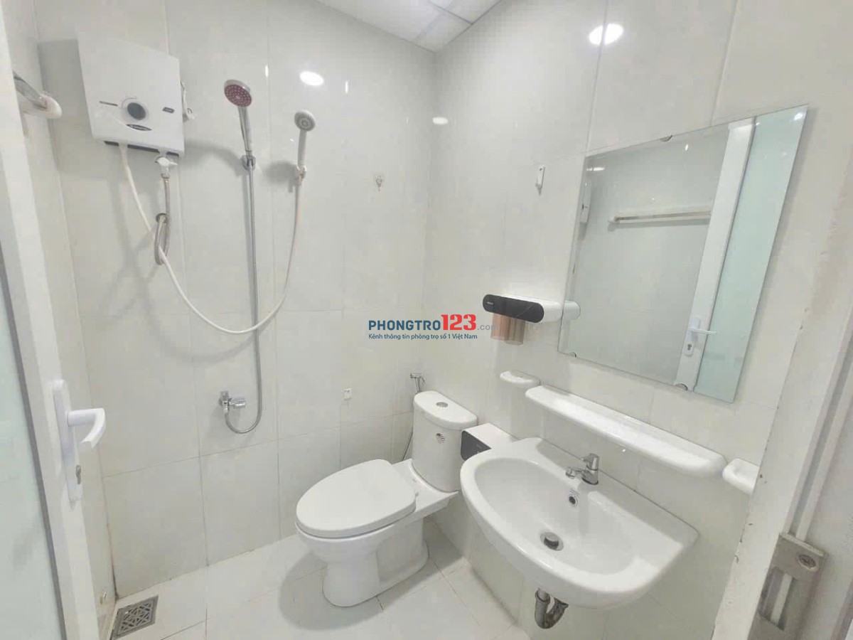 Chung cư 8x Plus, Trường Chinh, Quận 12: 75m2, 2p ngủ, full nt giá 7tr5