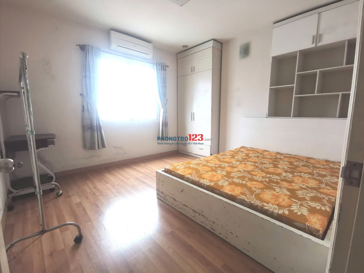 Chung cư Phú NHuận, P9, Phú Nhuận: Căn 2p ngủ,có NT, 12tr/th