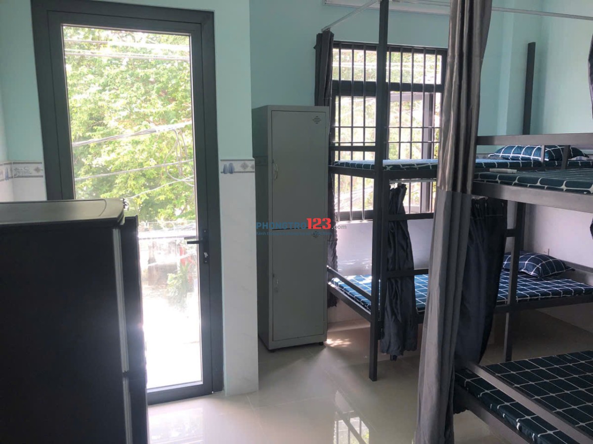 Siêu hot! 1tr4/tháng Ký túc xá full nội thất - máy lạnh, máy giặt, bếp, tủ lạnh, nước nóng lạnh