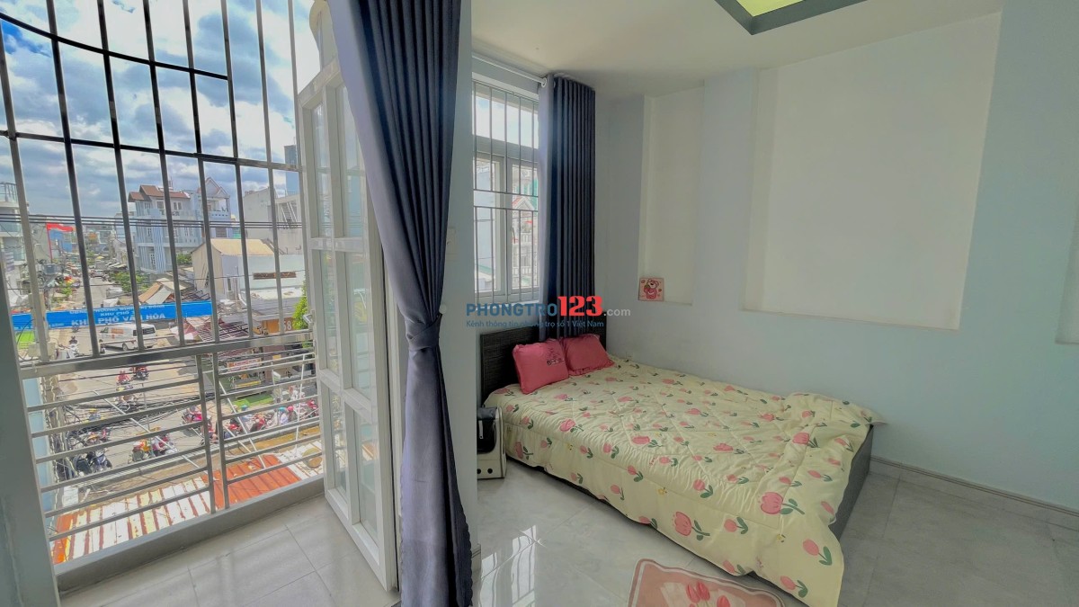 Cho Thuê Studio Ban Công Tách Bếp Full Nội Thất