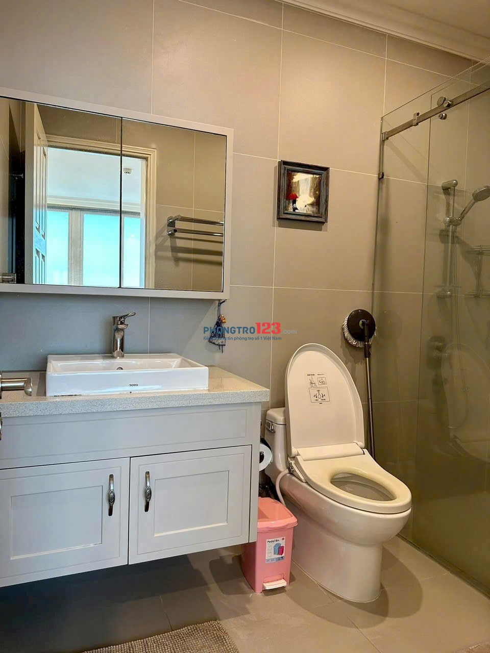 Terra Royal Q.3 – Căn hộ 2PN cao cấp – Full nội thất – View đẹp – Giá chỉ 23 triệu!